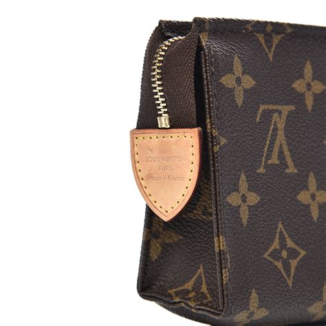 lv toiletry pouch 15.